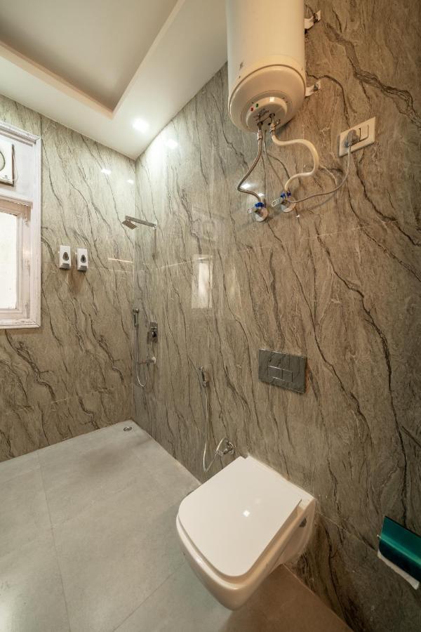 Lime Boutique B&B Gk-1 At Kailash Colony Metro , Greater Kailash Near Eros Hotel Nehru Place ニューデリー エクステリア 写真