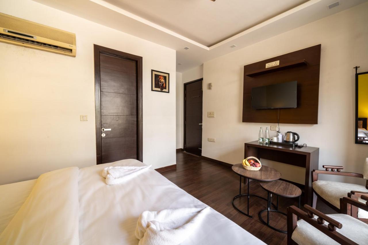 Lime Boutique B&B Gk-1 At Kailash Colony Metro , Greater Kailash Near Eros Hotel Nehru Place ニューデリー エクステリア 写真
