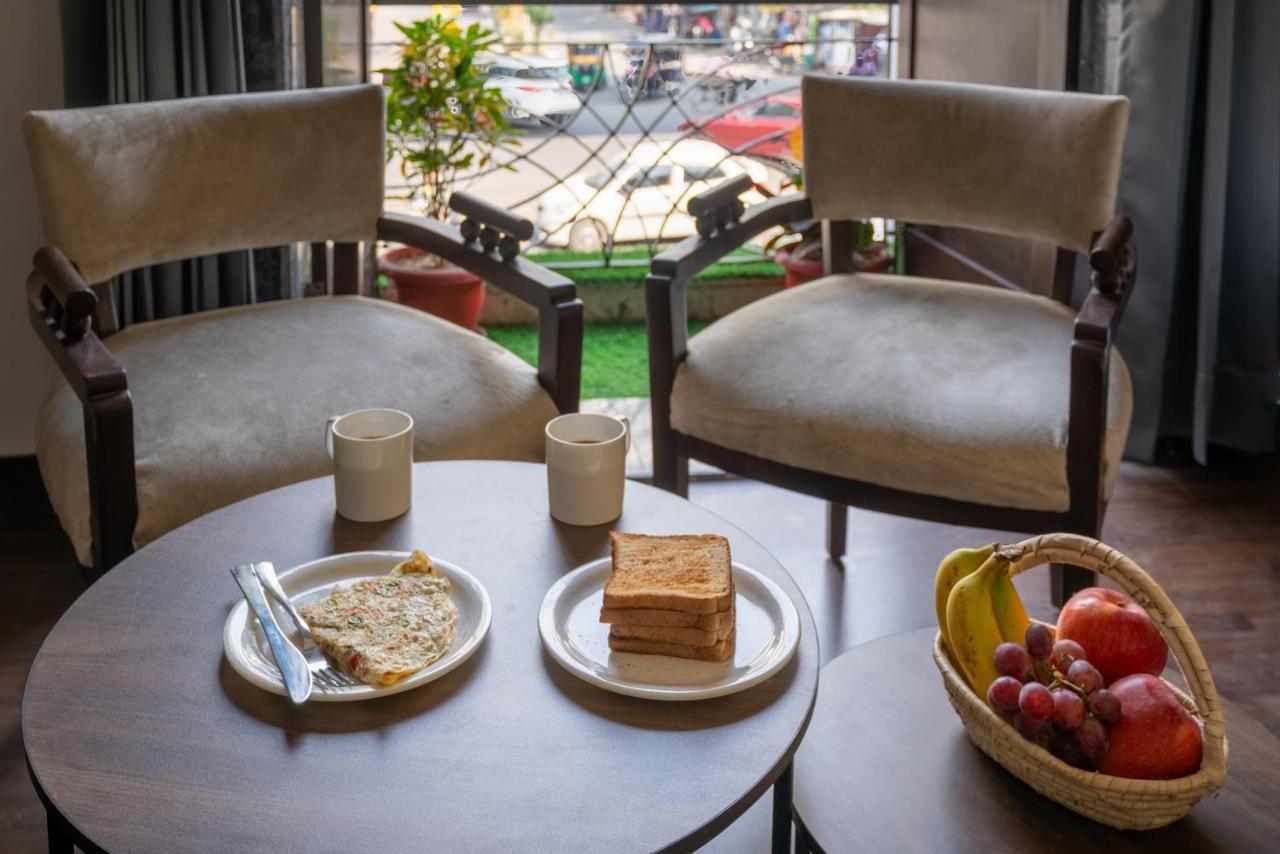 Lime Boutique B&B Gk-1 At Kailash Colony Metro , Greater Kailash Near Eros Hotel Nehru Place ニューデリー エクステリア 写真