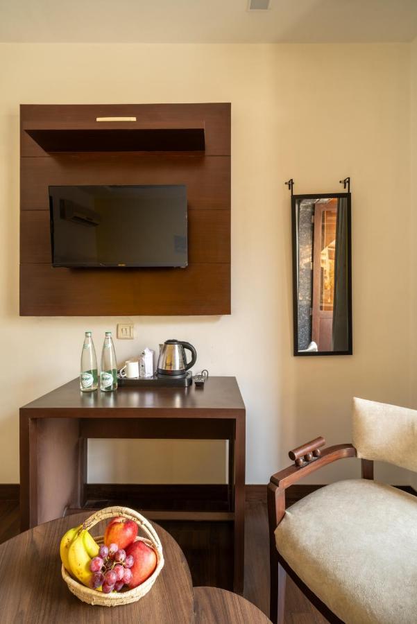 Lime Boutique B&B Gk-1 At Kailash Colony Metro , Greater Kailash Near Eros Hotel Nehru Place ニューデリー エクステリア 写真