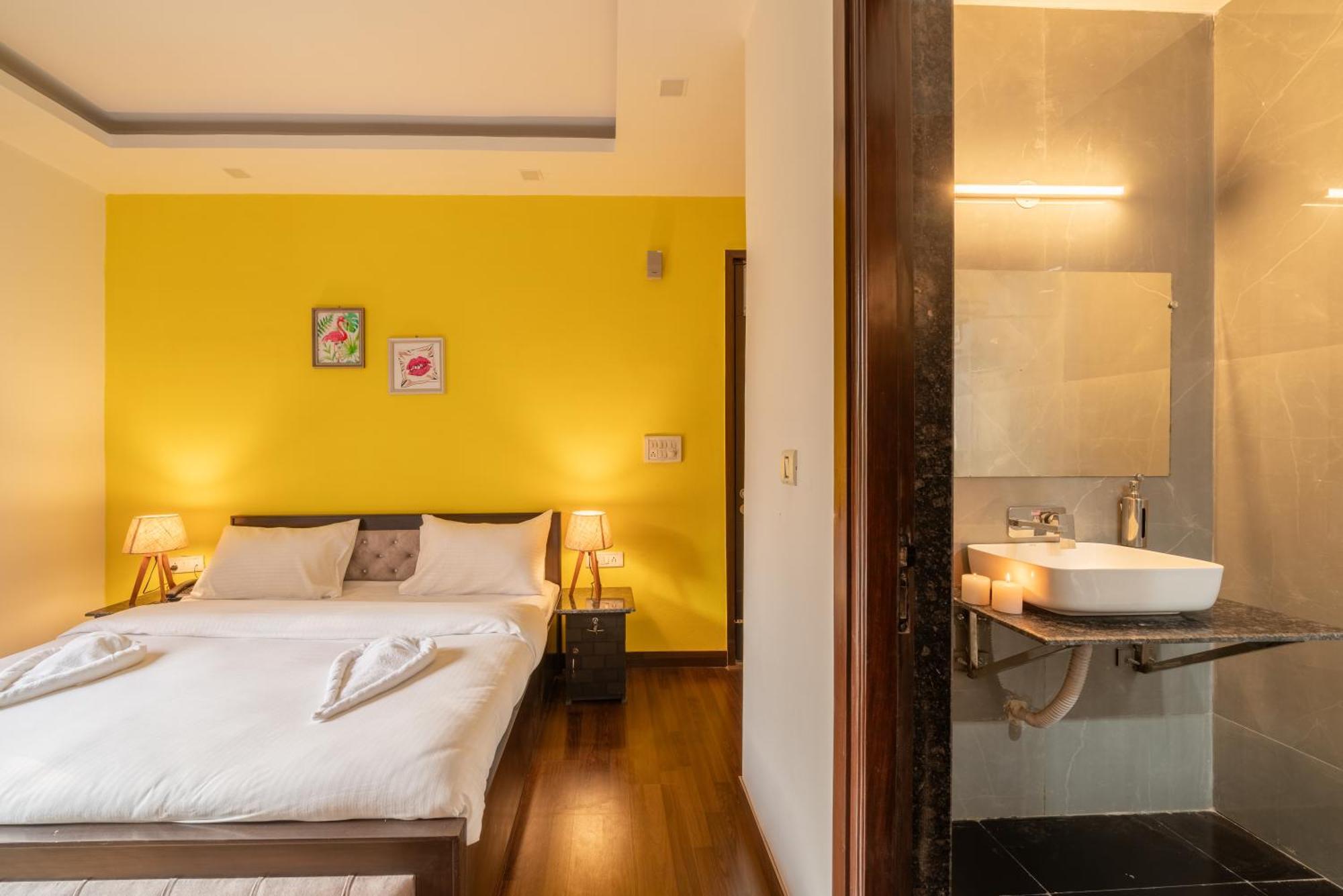 Lime Boutique B&B Gk-1 At Kailash Colony Metro , Greater Kailash Near Eros Hotel Nehru Place ニューデリー エクステリア 写真